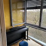 55 M2 Sunny Westend Flat